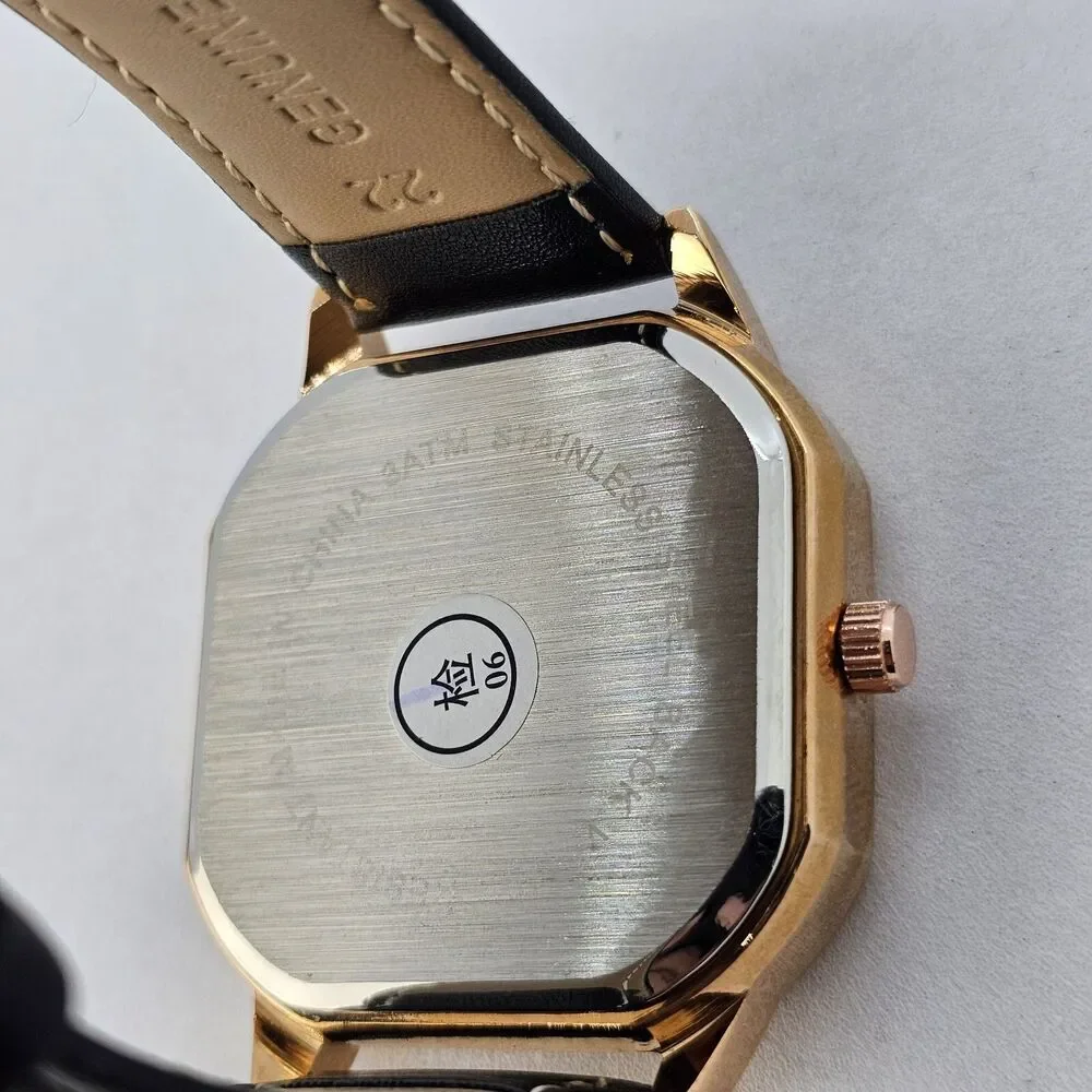 Men's Watch 42MM Black Dial‎ Gold Case Black Leather Band Straps Date Indicator